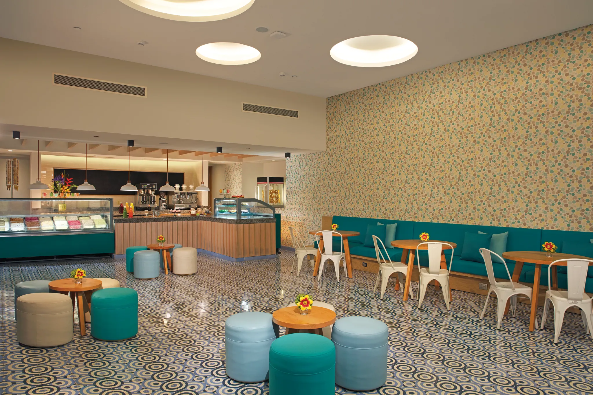 Dolce coffee and dessert shop at Dreams Playa Mujeres offering pastries and specialty coffee in Playa Mujeres