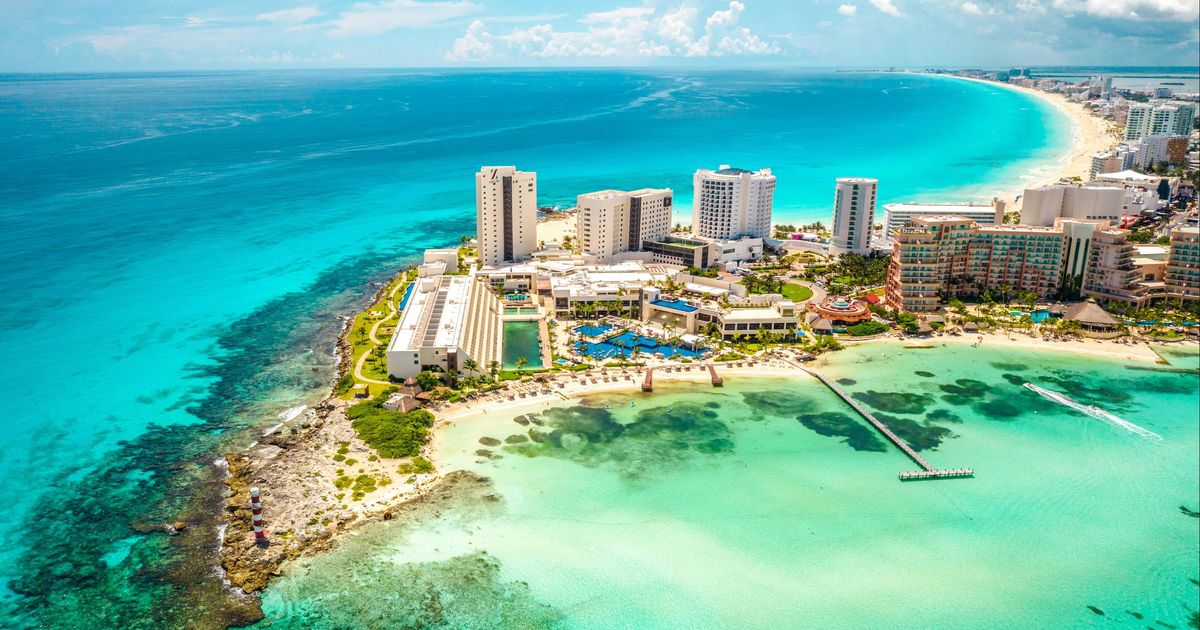 Hyatt Ziva Cancun all-inclusive beachfront resort with pools and panoramic Caribbean Sea views in Cancun Hotel Zone.