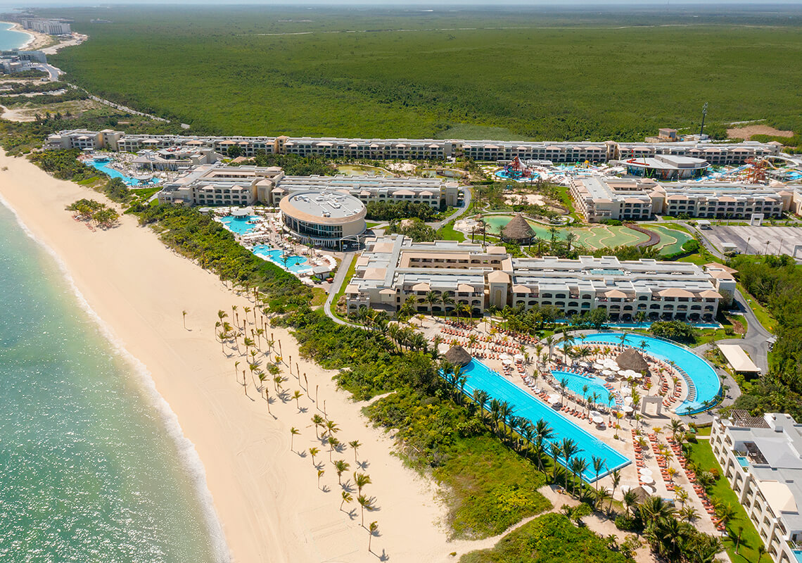 Moon Palace Cancun all-inclusive resort with expansive pools, beachfront setting, and luxury amenities near Cancun, Mexico.